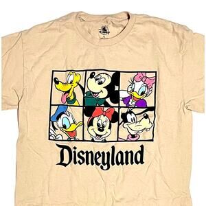 Disneyland Mickey & Friends Adult T-shirt in Cream - Size Med - NWOT